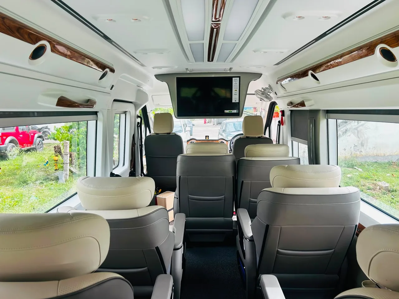 Force Urbania Maharaja luxury cabin interior with Sony TV and recliner captain seats