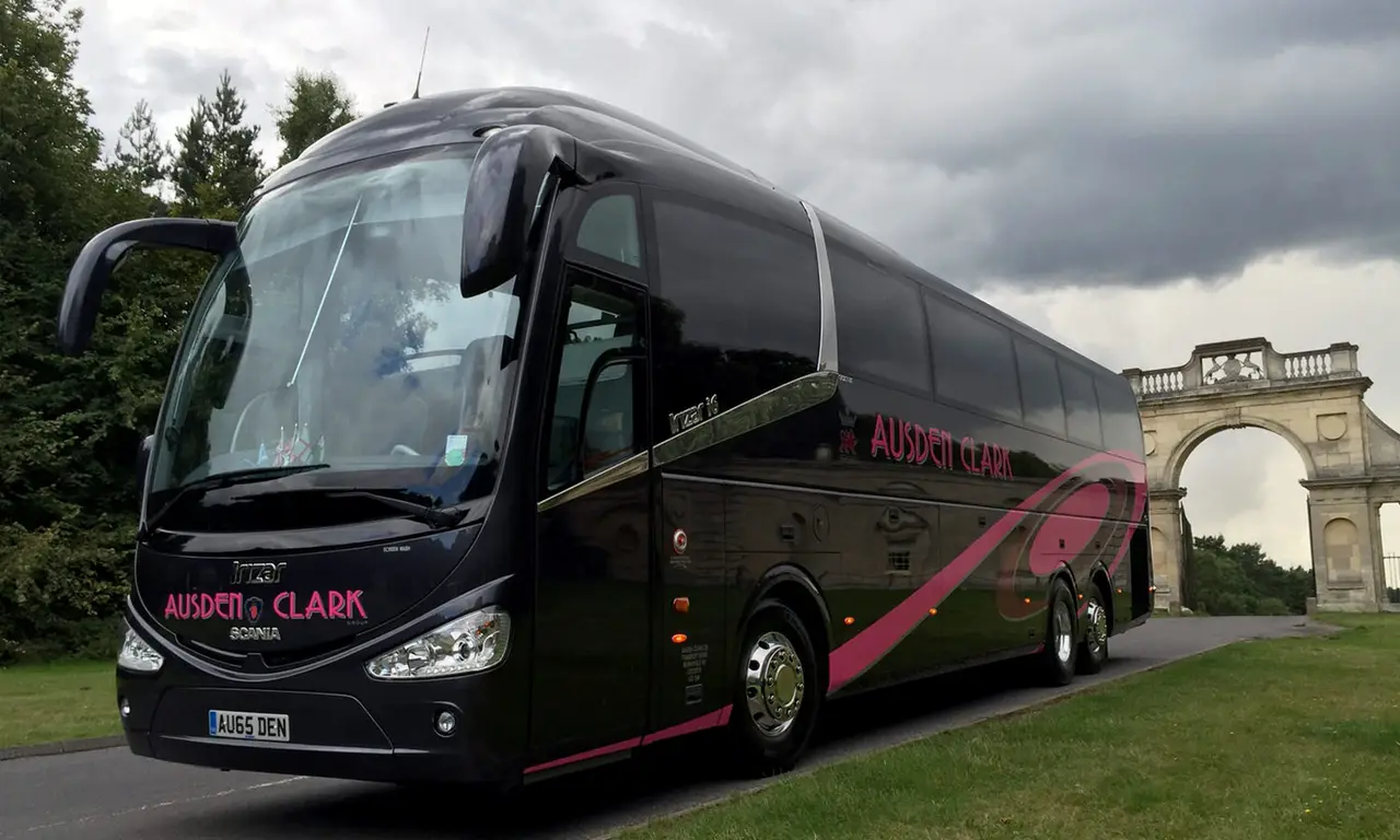 Group Transportation in Bangalore — Yogi Tours & Travels