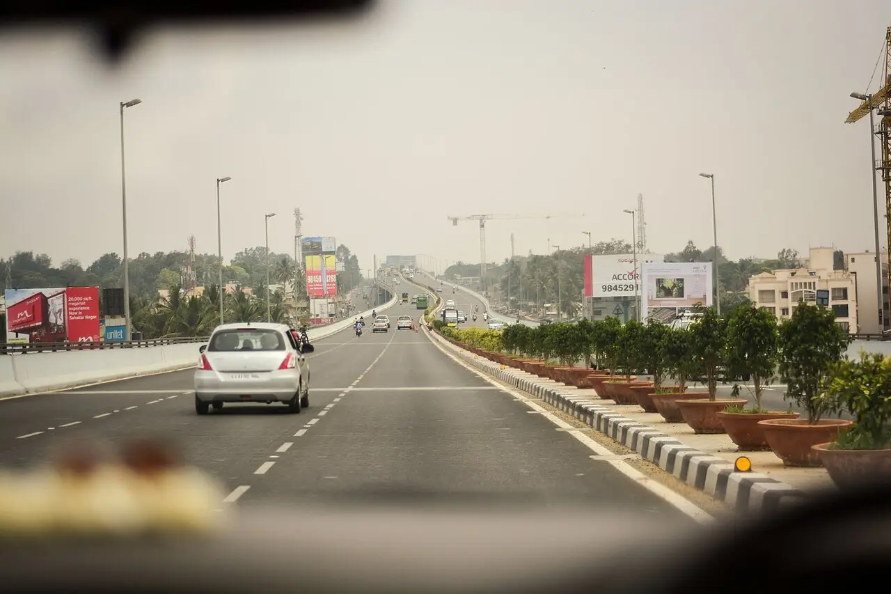 Local & Intercity Travel in Bangalore — Yogi Tours & Travels