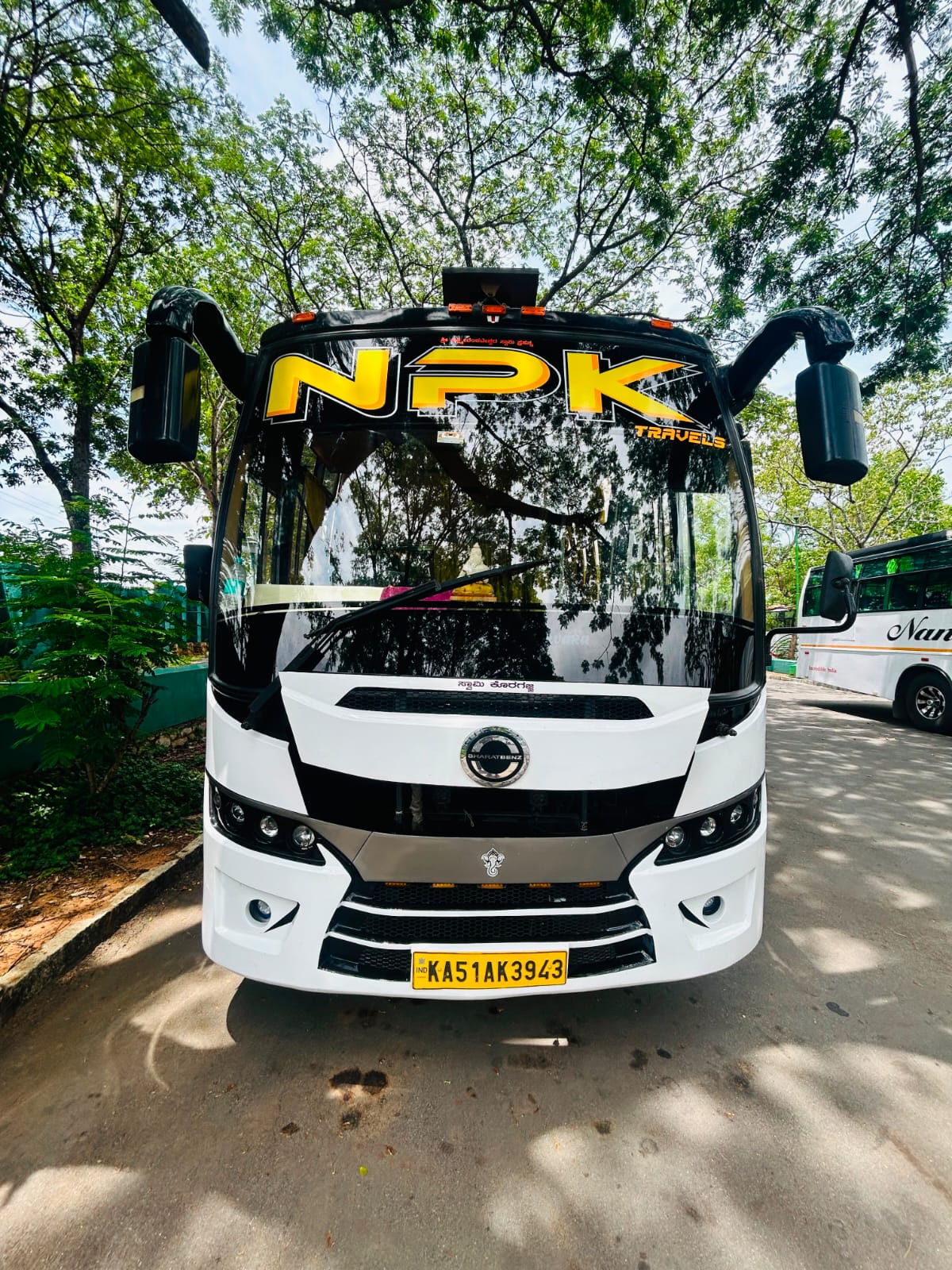 25 Seater Mini Bus rental in Bangalore — 25 seater